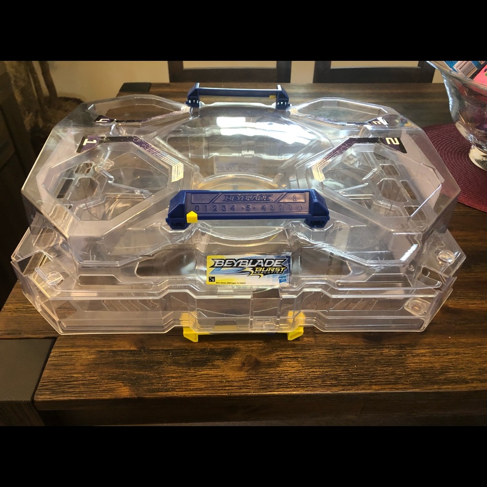 Beyblade Burst Evolution Switchstrike Battle Tower